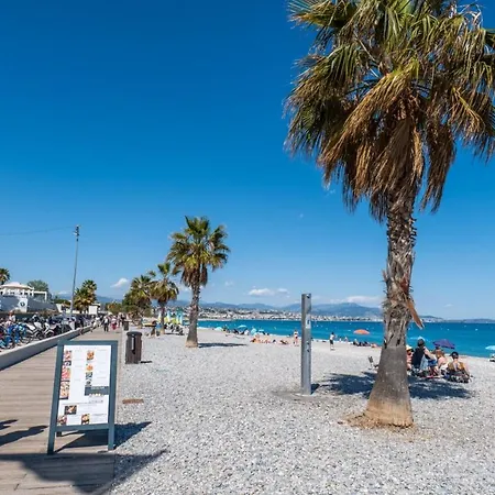Large With A Breathtaking View Of The Sea Apartmán